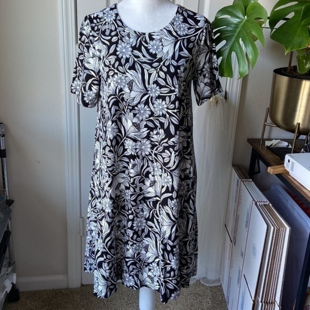 NWT LOFT Floral Dress